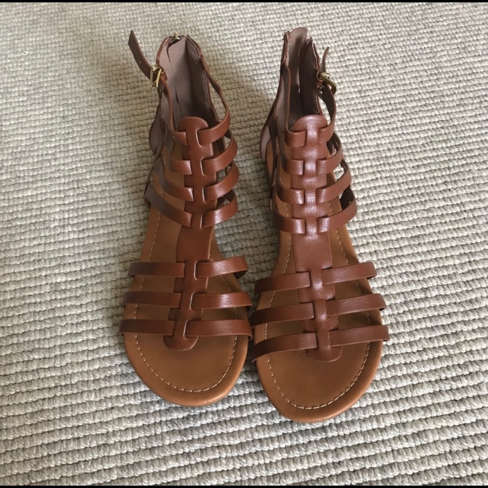 Soda brown sandals
